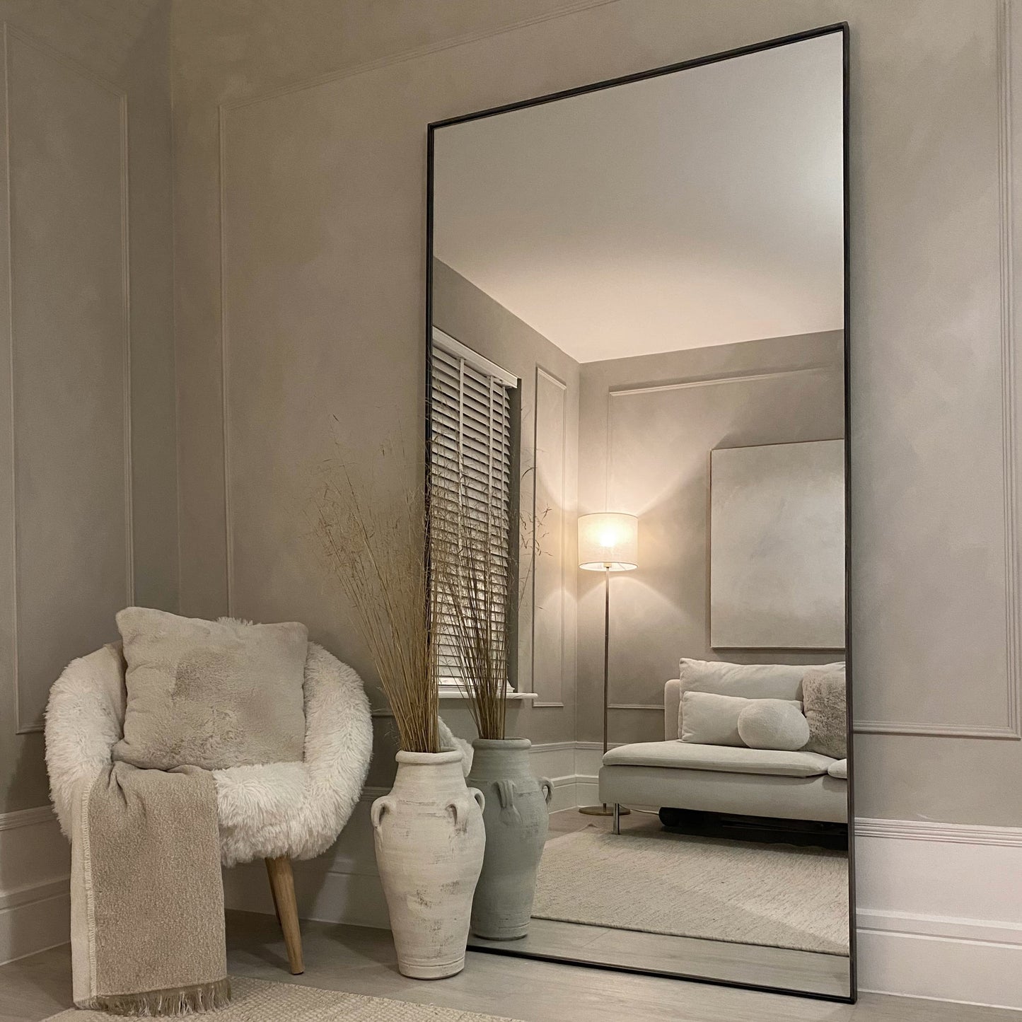Xavril – Grande Espelho de Corpo Inteiro em Metal Preto, 200 cm x 100 cm